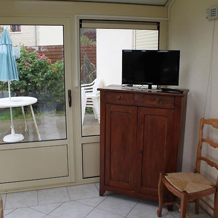 Chambres D'Hotes Chez Rejane Crasville  Exteriör bild