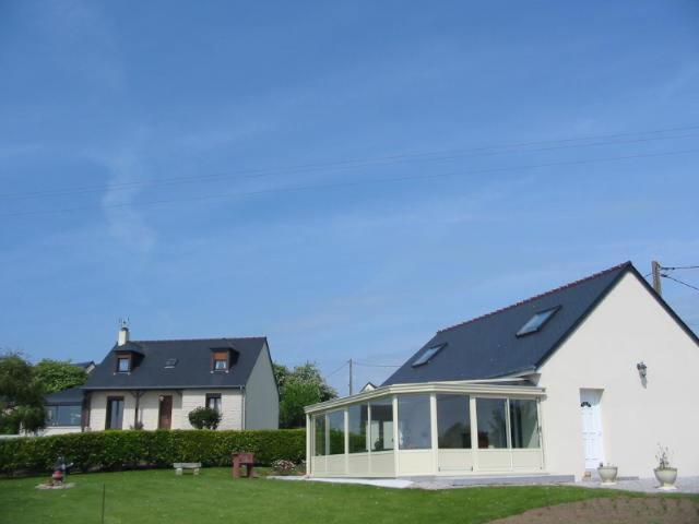 Chambres D'Hotes Chez Rejane Crasville  Exteriör bild